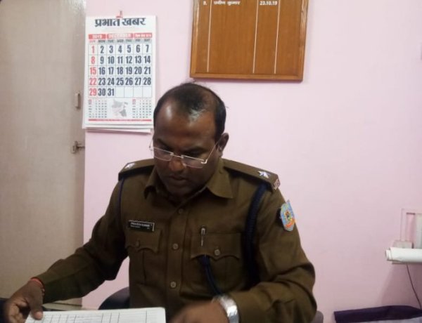 चक्रधरपुर शहर में लॉटरी-जुआ संचालकों के विरुद्ध सघन अभियान,अवैध धंधेबाजों पर पुलिस ने कसा शिकंजा