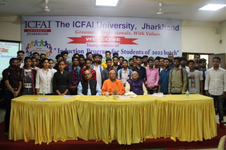 इक्फ़ाई विश्वविद्यालय में 2022 बैच के नए छात्रों के लिए इंडक्शन कार्यक्रम का शुभारंभ