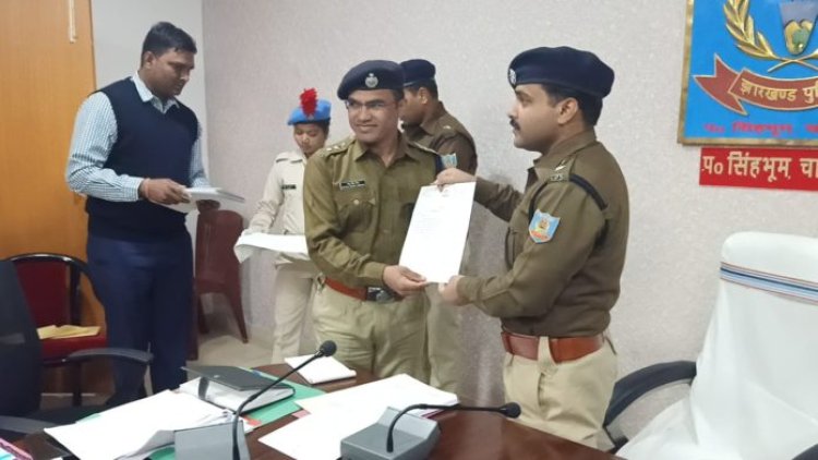 पुलिस अधीक्षक के अध्यक्षता में अपराध नियंत्रण को लेकर बैठक का आयोजन,सभी पदाधिकारियों एवं थाना प्रभारी को दिया गया आवश्यक निर्देश