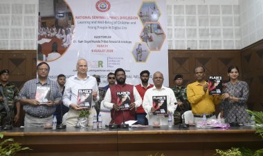 डिजिटल प्लेटफॉर्म के नकारात्मक प्रभाव बच्चों और किशोरों के दिमाग को नुकसान पहुंचा रहे : शिक्षा मंत्री