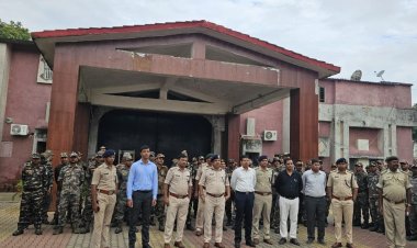 राँची उपायुक्त और SSP ने बिरसा मुंडा केंद्रीय कारा का निरीक्षण किया