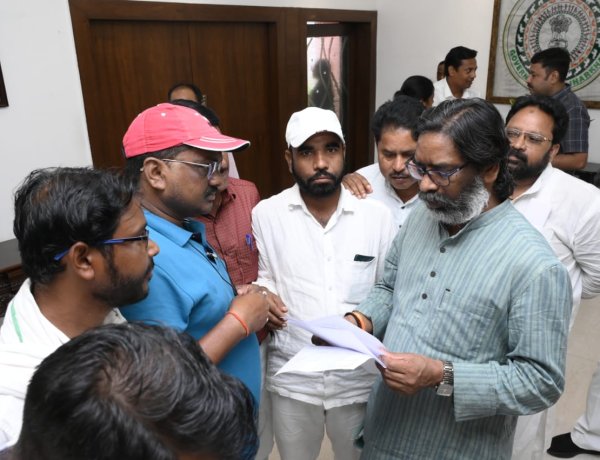 CM हेमंत ने आमजनों की समस्याओं के त्वरित समाधान का दिया निर्देश