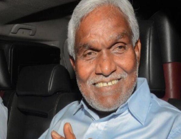 चंपाई सोरेन दिल्ली के लिए रवाना, कहा- जल्द ही आगे के राजनीतिक सफर का खुलासा करूंगा