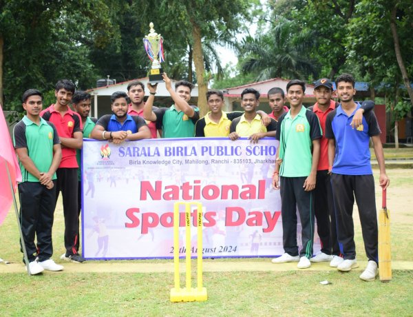 सरला बिरला पब्लिक स्कूल में मेजर ध्यानचंद की जयंती, राष्ट्रीय खेल दिवस पर कई कार्यक्रम