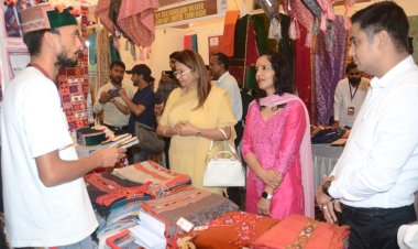 "ग्रामीण सेलिब्रेटिंग डेवलपमेंट" क्लासिक एक्सपो के दूसरे संस्करण का आयोजन होटल  रैडिसन ब्लू में 