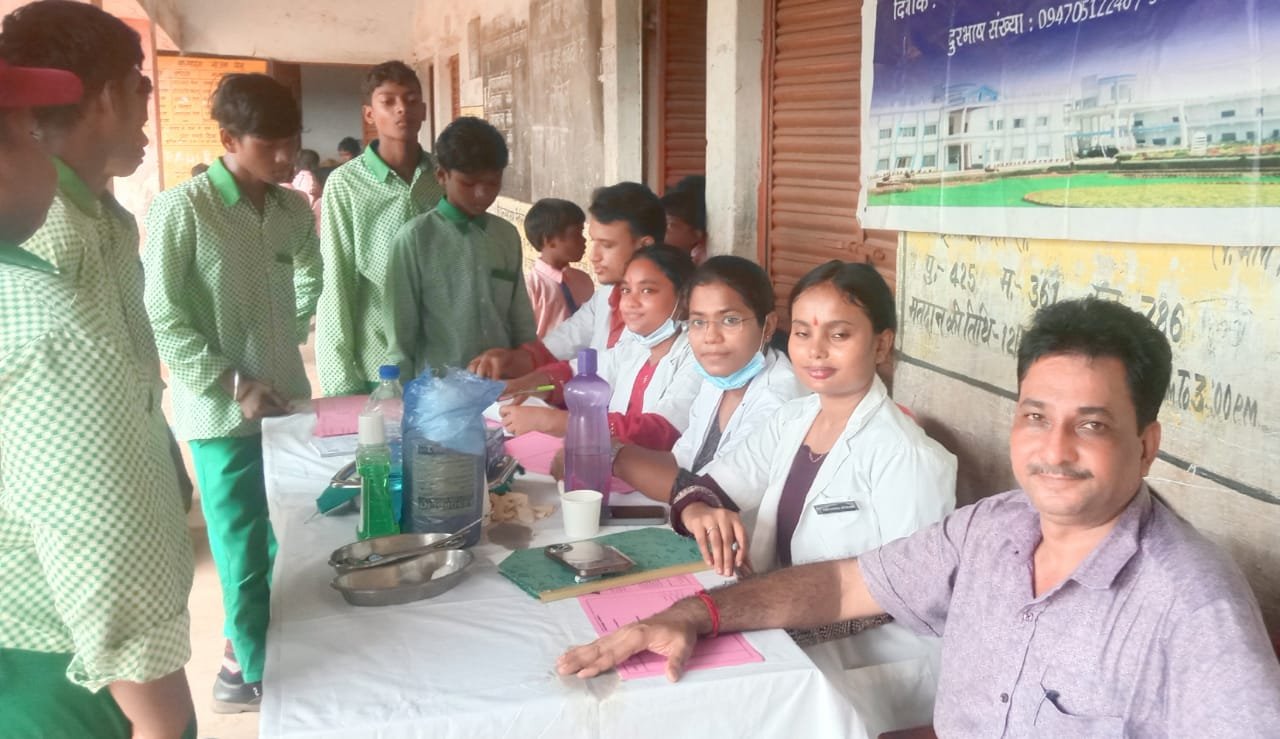 महाराणा ग्लोबल एसोसिएशन नॉर्थ अमेरिका और वीरांगना का दंत चिकित्सा शिविर आयोजित 