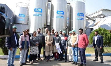 मंत्री शिल्पी नेहा तिर्की ने किया मेधा डेयरी प्लांट का  निरीक्षण