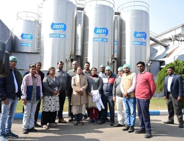 मंत्री शिल्पी नेहा तिर्की ने किया मेधा डेयरी प्लांट का  निरीक्षण