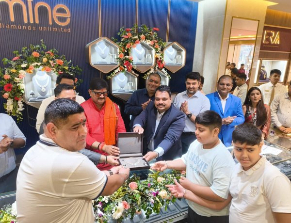 मालाबार गोल्ड एंड डायमंड्स ने झारखंड के धनबाद में नया शोरूम खोला