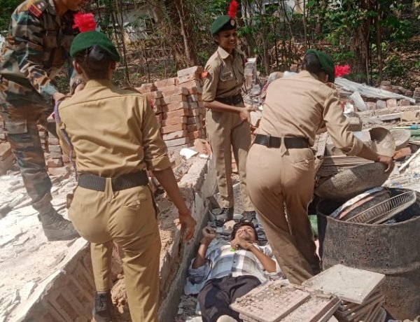 एनसीसी कैडेटों को कराया गया मॉक ड्रिल