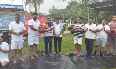 जिला सैनिक कल्याण परिसर में मनाया योग दिवस