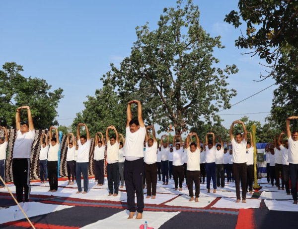 159 बटालियन सीआरपीएफ ने मनाया अंतरराष्ट्रीय योग दिवस