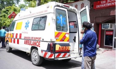 सड़क की बदहाली ने एक मासूम की जान ले ली