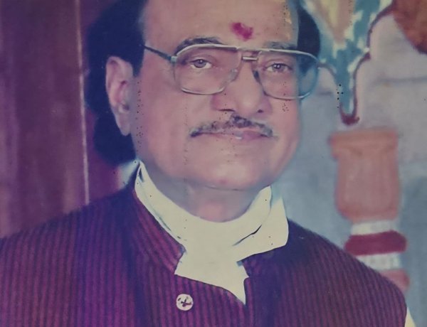 लंबोदर पाठक की राजनीति जन सेवा और समाजोत्थान को समर्पित रहा था 