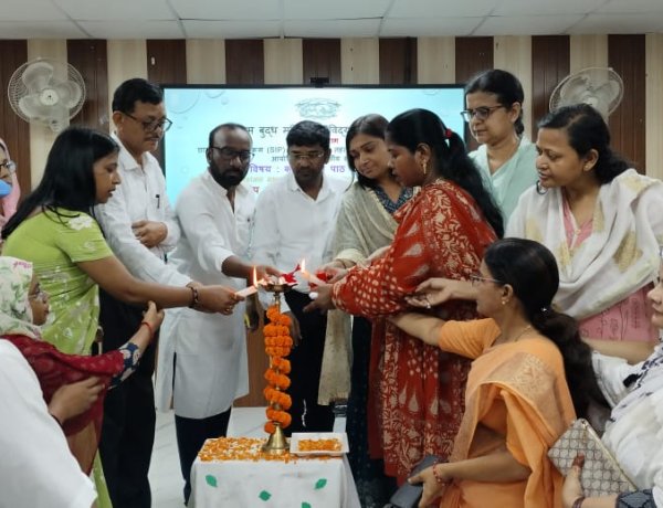 जीबीएम कॉलेज में हिन्दी विभाग की ओर से “कविता का पाठ कैसे करें” विषय पर एक दिवसीय संगोष्ठी का हुआ आयोजन