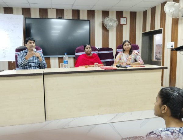 जीबीएम कॉलेज में "मध्यस्थ दर्शन पर आधारित जीवन विद्या" पर दो-दिवसीय कार्यशाला का समापन, कार्यशाला का उद्देश्य छात्राओं को मूल्य वर्द्धित पाठ्यक्रम से परिचित करवाना था: प्रधानाचार्या