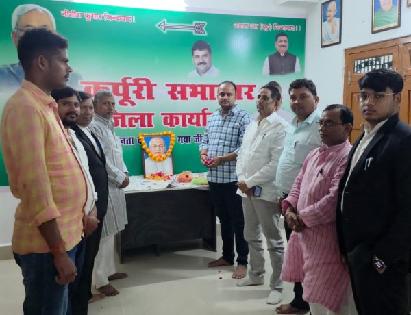 सरदार पटेल ने देश की एकता और अखंडता को मजबूत करने में ऐतिहासिक भूमिका निभाई