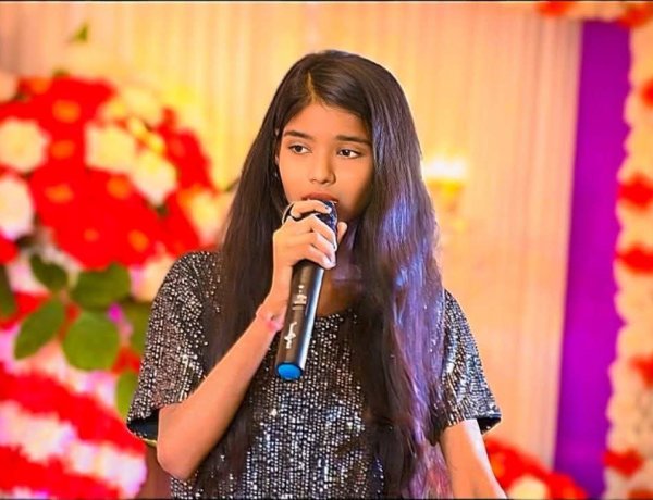 सोनपुर मेला के मुख्य मंच पर गूंजेगी पटवा टोली की मनीषा की मधुर आवाज, गया की प्रतिभा को मिला एशिया के सबसे बड़े मेले में मंच