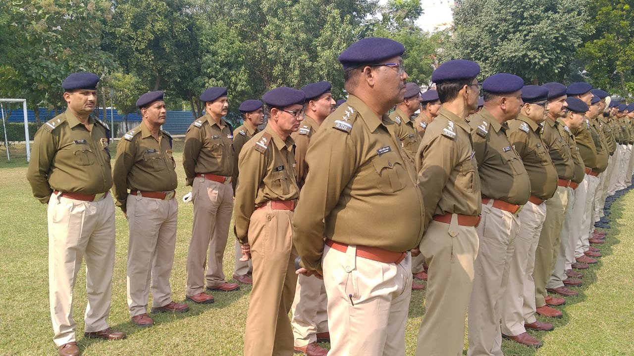 47वीं बटालियन सीआरपीएफ मुख्यालय में संविधान दिवस पर शपथ ग्रहण समारोह आयोजित