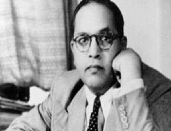 देश की आजादी और राष्ट्र के नव निर्माण में अंबेडकर की महती भूमिका थी