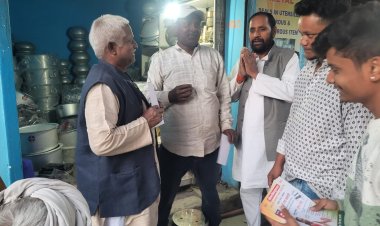 पूर्ववर्ती छात्र नेता दीपक लाल वार्ड 29 में कर रहे जनसंपर्क 