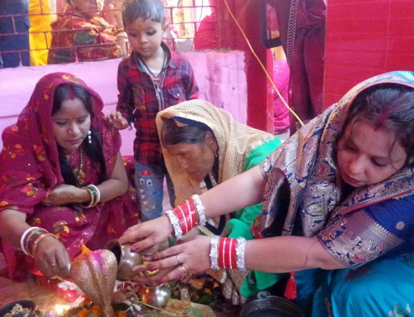 महाशिवरात्रि पर गयाजी के मंदिरों में उमड़ा श्रद्धा का सैलाब, भक्ति में डूबा शहर