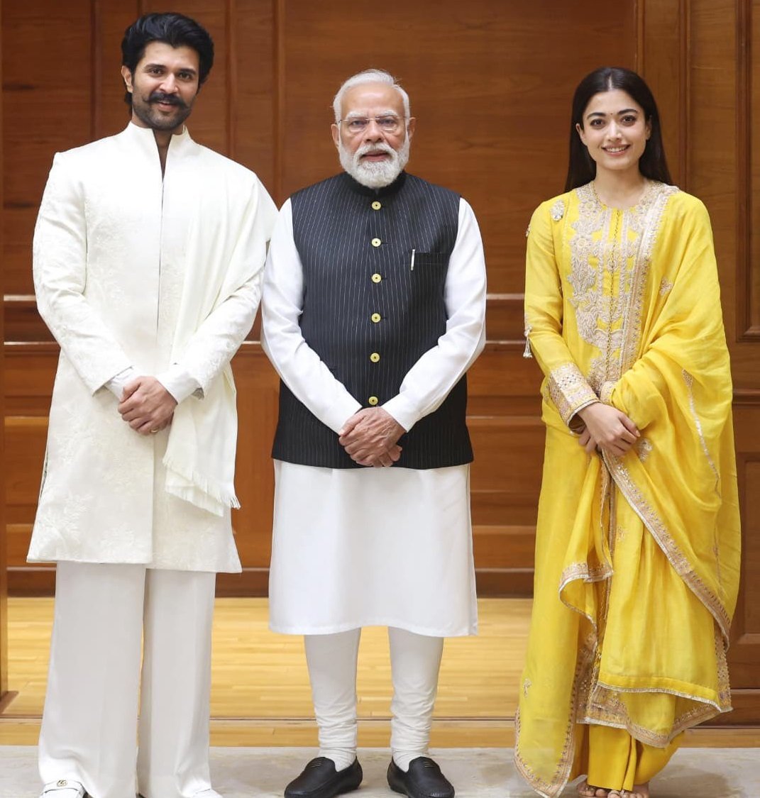 शादी के बाद PM मोदी से मिले रश्मिका मंदाना और विजय देवरकोंडा, रिसेप्शन का दिया न्योता, PHOTOS वायरल