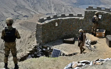 पाकिस्तान पर अफगानिस्तान का पलटवार, पाक के सैन्य ठिकाने को बनाया निशाना