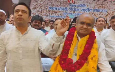 CM नीतीश के खासमखास रहे केसी त्यागी ने की नई सियासी पारी का आगाज, बेटे के साथ थामा RLD का दामन