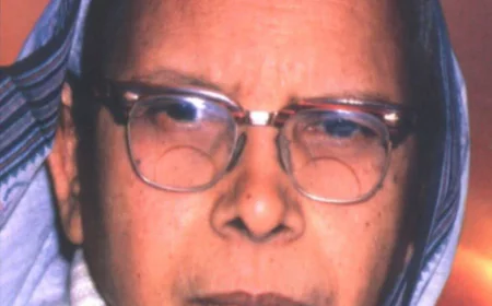 महादेवी वर्मा की कविताएँ बंधन में पड़ी असीम चेतना की अनुभूति से साक्षात्कार कराती हैं