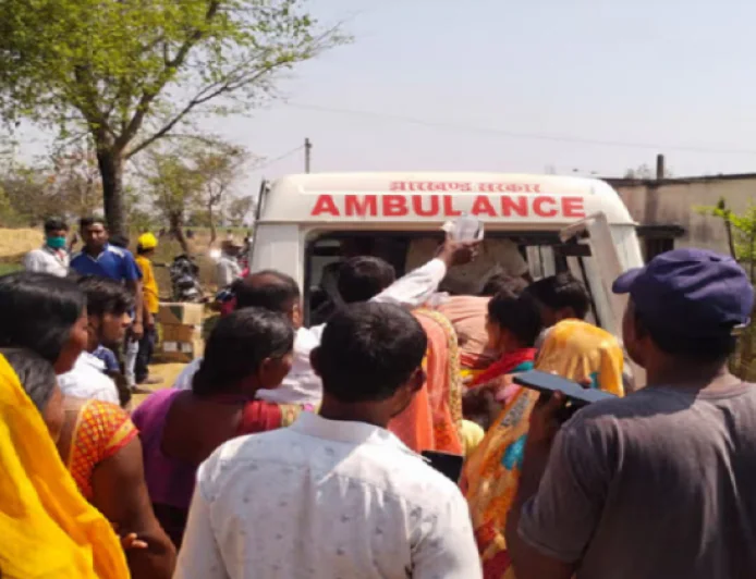 पलामू में फूड प्वाइजनिंग से 100 से अधिक लोग बीमार, गांव में मचा हड़कंप