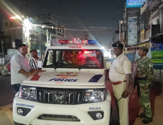 एक्शन में रांची SSP, आधी रात औचक निरीक्षण पर निकले SSP, कार्य में लापरवाही बरतने वाले पुलिस पदाधिकारी को किया सस्पेंड