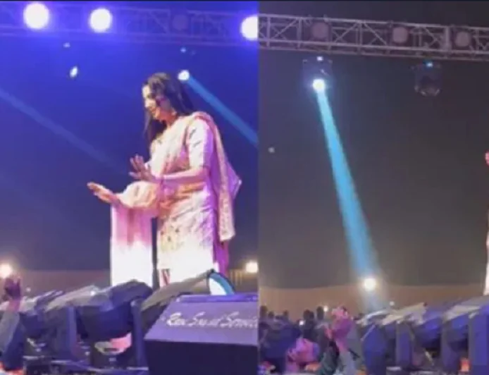 सपना चौधरी के साथ बदतमीजी!, स्टेज के सामने खड़ा हुआ शख्स और...