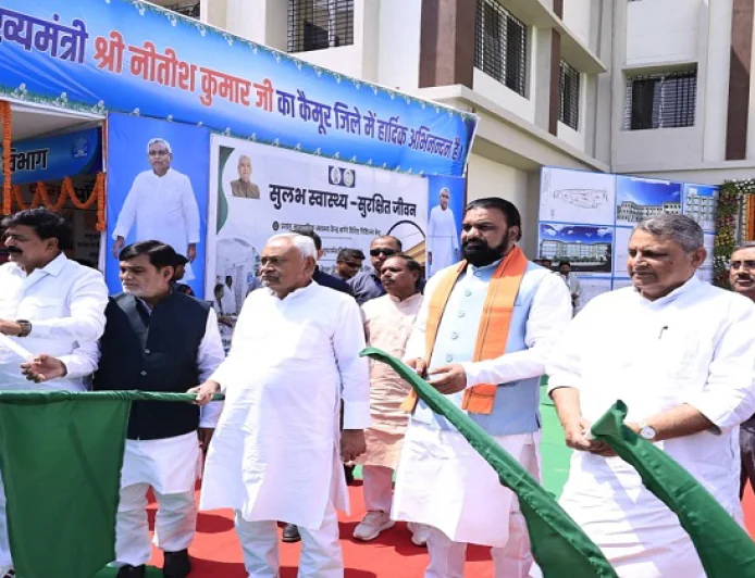 Samriddhi Yatra : CM नीतीश ने रोहतास को दी 480 करोड़ की सौगात, जनता से किया सीधा संवाद, वॉटर ट्रीटमेंट प्लांट का भी किया निरीक्षण