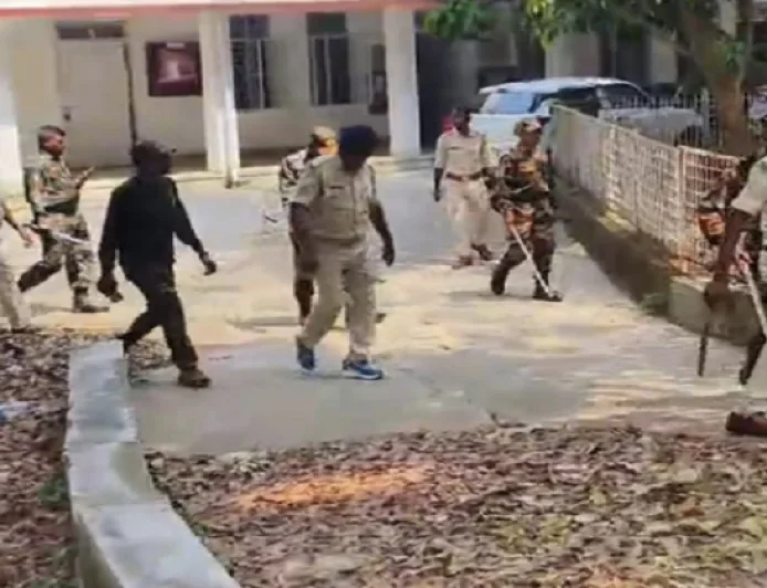 BREAKING : साहिबगंज कोर्ट को मिली बम से उड़ाने की धमकी, मचा हड़कंप, सुरक्षा एजेंसियां अलर्ट