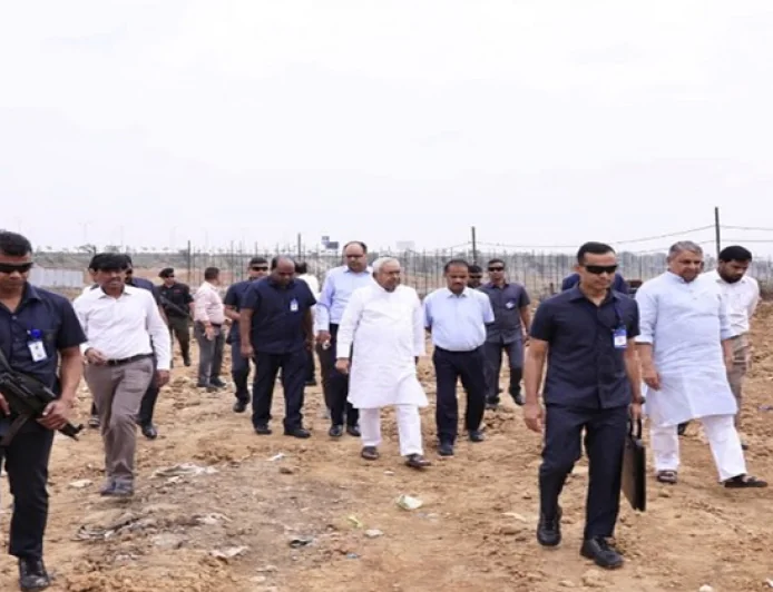एक्शन में CM नीतीश, बिहार गौरव पार्क और मुक्तिधाम परिसर के निर्माण कार्य का किया निरीक्षण