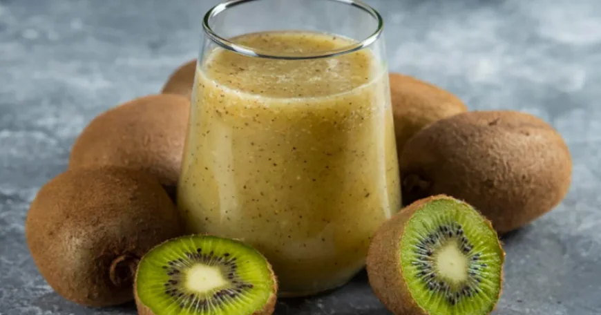 कीवी का जूस है गुणों का खजाना, रोजाना करेंगे सेवन तो मिलेंगे ये कई फायदे