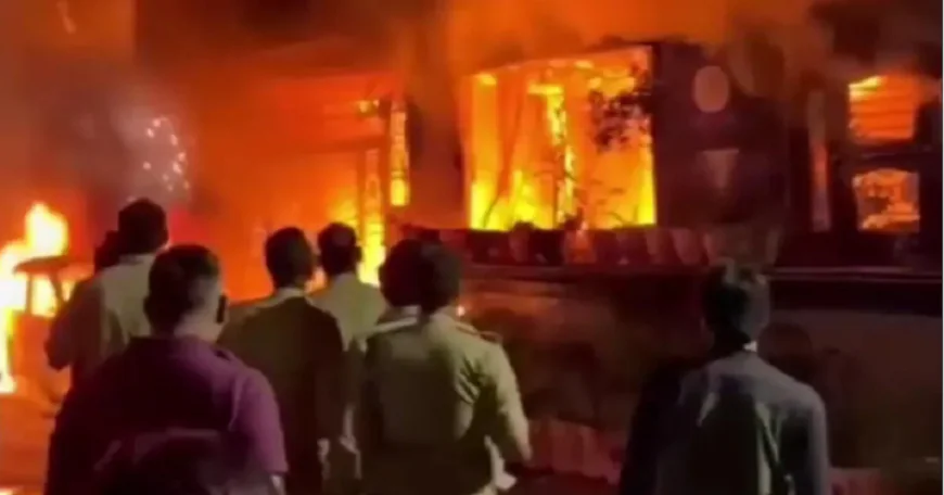 BREAKING : कार चार्जिंग के दौरान लगी भीषण आग, धू-धूकर जला तीन मंजिला मकान, 8 लोगों की दर्दनाक मौत 