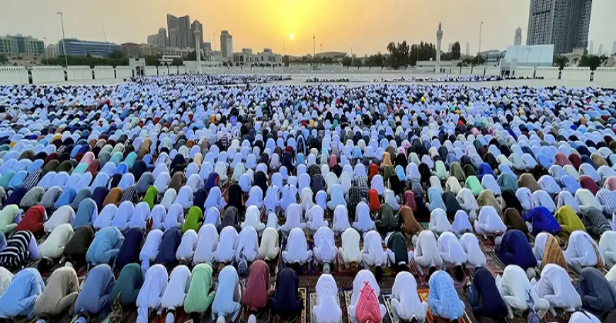 खुले में नमाज पढ़ने पर UAE ने लगाई रोक, लिया बड़ा फैसला, लोगों से की ये अपील