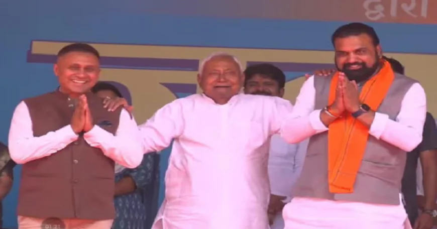 बक्सर पहुंची CM नीतीश की समृद्धि यात्रा, 592 करोड़ रुपये की योजनाओं की दी सौगात, सरकार की उपलब्धियों का किया बखान