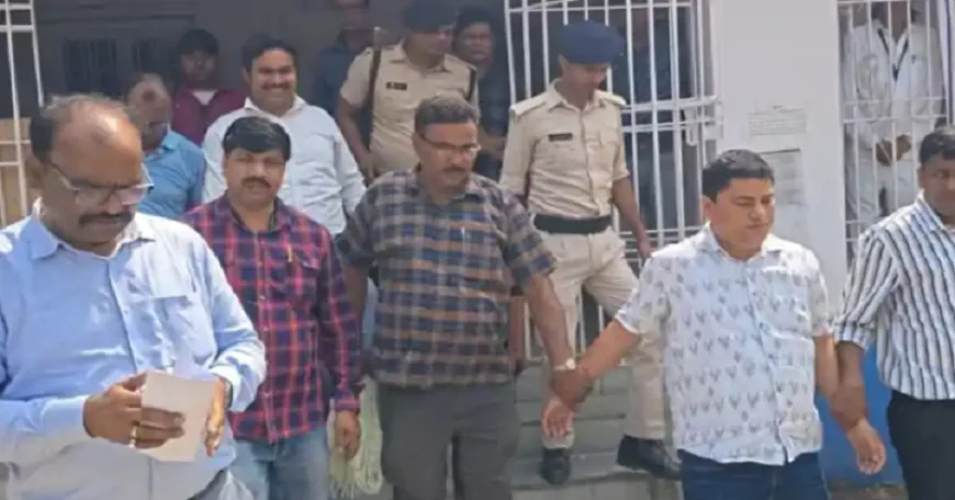 बिहार में निगरानी विभाग की एक और बड़ी कार्रवाई, 70 हजार रुपये घूस लेते SDM कार्यालय में तैनात स्टेनो गिरफ्तार, मचा हड़कंप