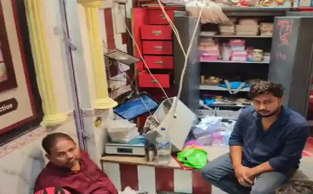 BIG BREAKING : बिहार में दिनदहाड़े 2 करोड़ की ज्वेलरी और 25 लाख कैश की लूट, हथियार के बल पर अपराधियों ने वारदात को दिया अंजाम 