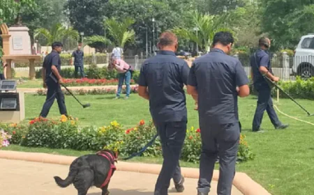 बिहार विधानसभा और पटना सिविल कोर्ट को बम से उड़ाने की मिली धमकी, जांच में जुटा बम स्क्वॉड, मचा हड़कंप