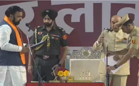 सम्राट चौधरी बने बिहार के 24वें मुख्यमंत्री, पद और गोपनीयता की ली शपथ, विजय चौधरी और बिजेन्द्र यादव बने डिप्टी सीएम 