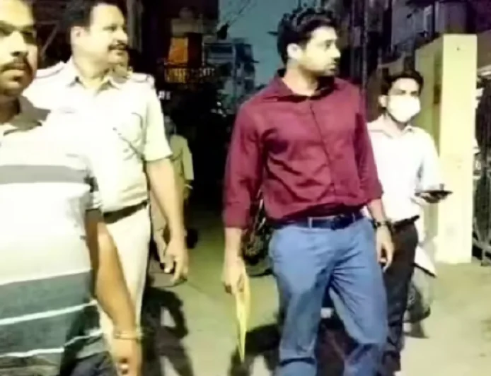 BIG NEWS : बिहार में पूर्व मंत्री के दोस्त को अपराधियों ने मारी गोली, इलाके में मचा हड़कंप 