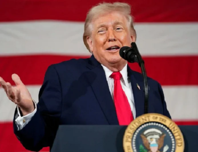 NATO से अलग हो सकता है अमेरिका, डोनाल्ड ट्रंप ने बताया कागजी शेर, ब्रिटिश PM पर साधा निशाना