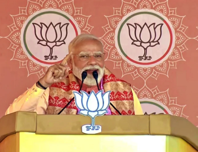"कांग्रेस के 'राजकुमार' लगाएंगे हार का शतक", असम में PM मोदी की दहाड़, कहा : यहां जीत की हैट्रिक लगनी तय 