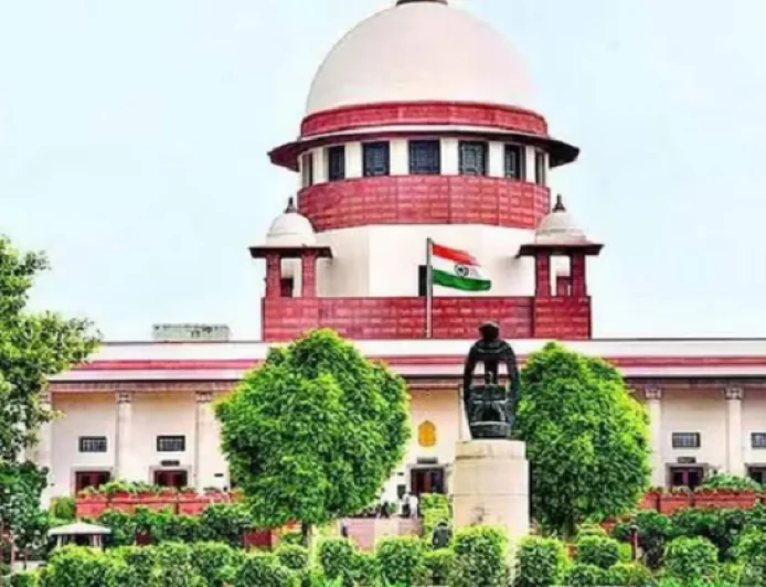 बंगाल में जजों पर हमले पर बिफरा सुप्रीम कोर्ट, कहा : कानून से खिलवाड़ बर्दाश्त नहीं, DM और SP तलब  