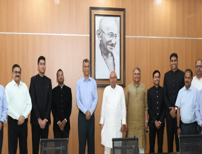 CM नीतीश से IFS प्रशिक्षु अधिकारियों की मुलाकात, मुख्यमंत्री ने हरित आवरण बढ़ाने पर दिया जोर