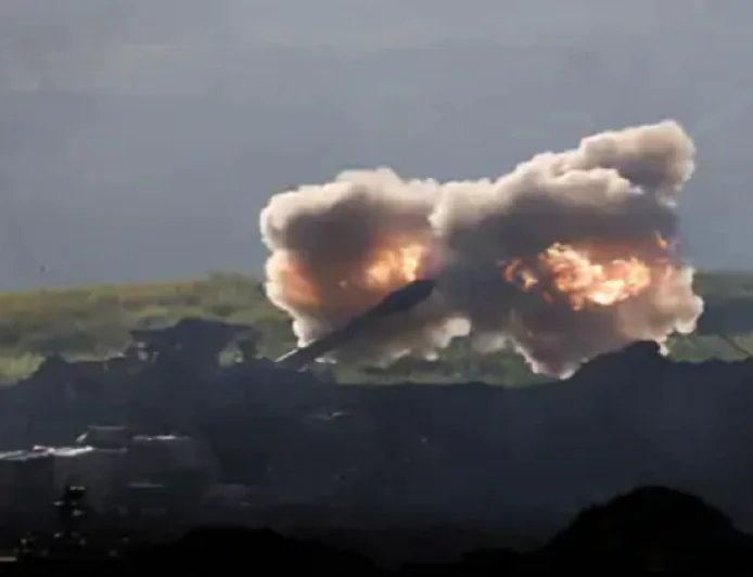 IRAN-US WAR : ईरान में सीजफायर के बाद भी हमला, कुवैत में भी ईरान का ड्रोन अटैक, मिडिल ईस्ट पहुंचे ब्रिटिश पीएम